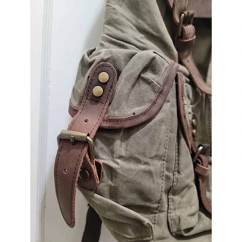 Distressed Heavy Duty Green Canvas & Leather Backpack OKPTA1519426, OK.0973628